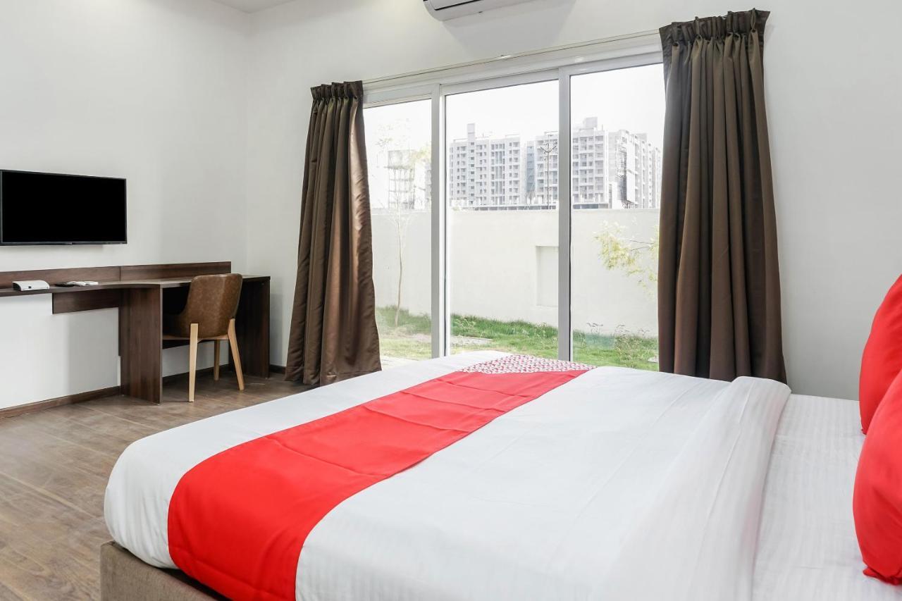Oyo 16832 Hotel I Suite 2 Mangvadi Exterior photo